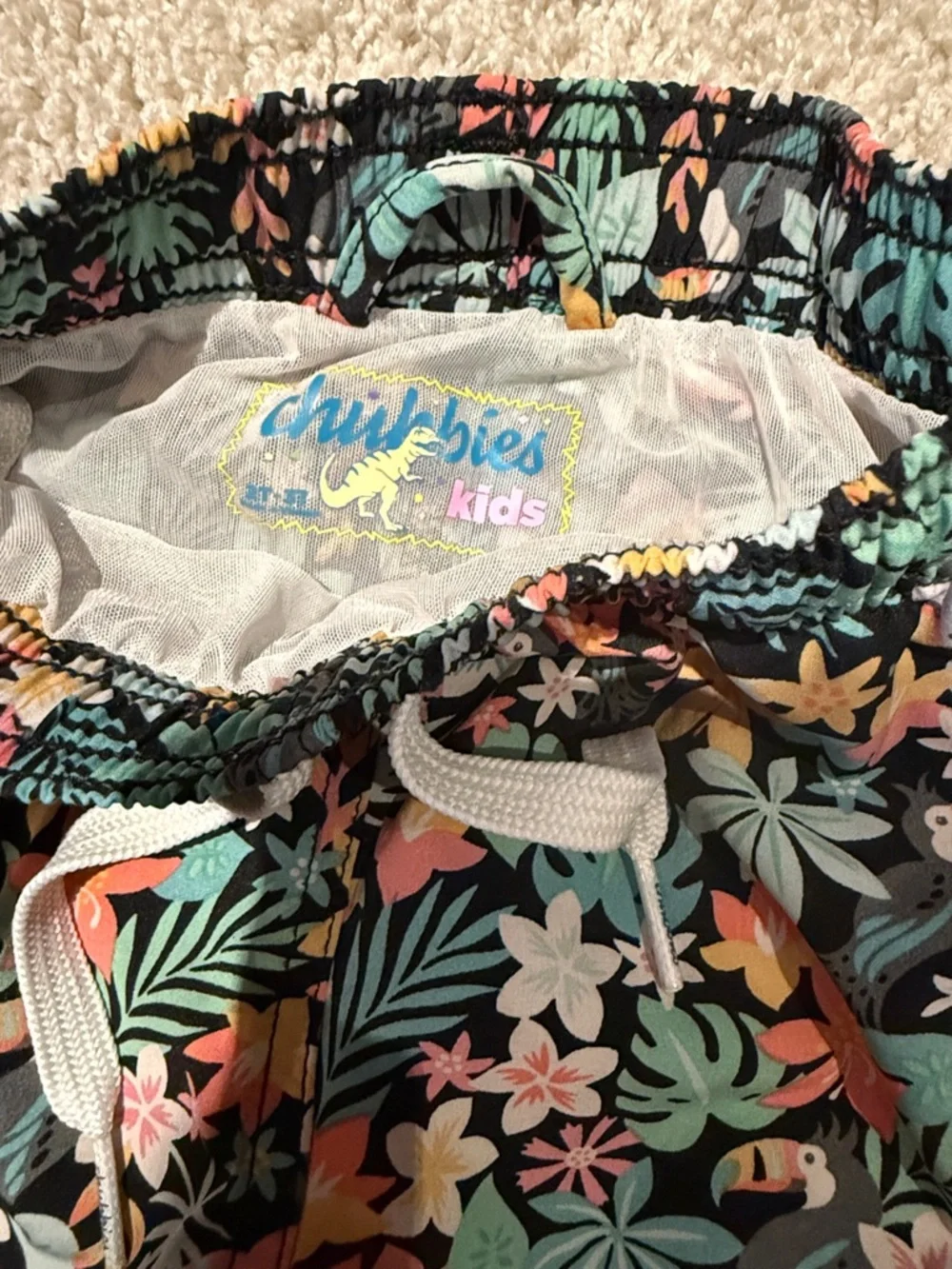 Chubbies toddler size 2T-3T - Picture 2 of 2